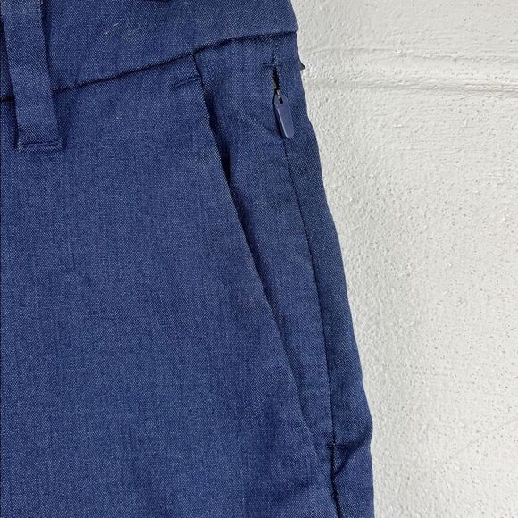 Lululemon men’s classic fit short 7” blue oxford performance size 30 - Picture 3 of 4